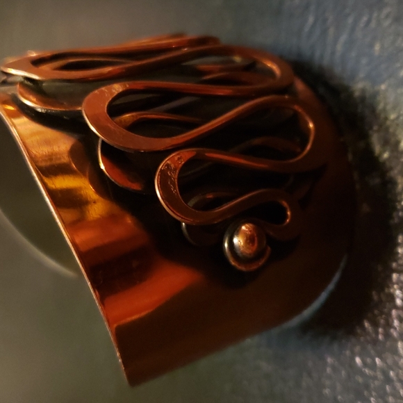 Modernist REBAJES Cuff Bracelet - Picture 4 of 8